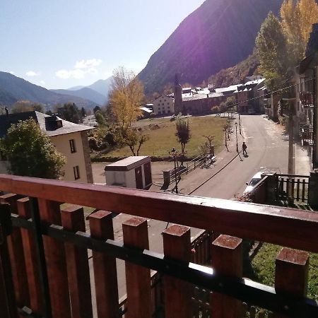 Natura A Tocar 2 Appartement Escaló Buitenkant foto