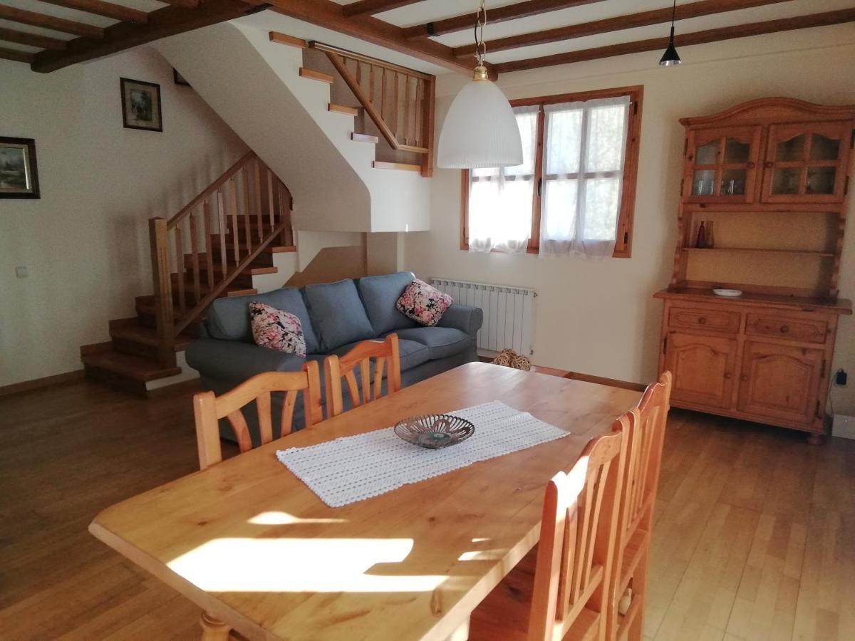 Natura A Tocar 2 Appartement Escaló Buitenkant foto